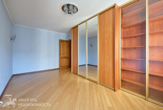 Фото Уютная 4-комнатная квартира с приятной энергетикой, пр-т Газеты Звязда, 4к1 — 17