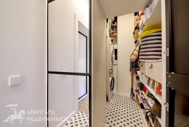 Фото Великолепная 3-комнатная квартира с дизайнерским ремонтом в «комфортаментах». — 57