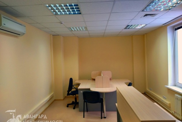 Фото Офисные помещения в бизнес-центре площадью 19.1-319.1 м² по адресу: г. Минск, ул. Гусовского, 10 — 11