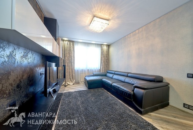 Фото 3-х комнатная квартира с отличным ремонтом, полностью укомплектована мебелью и техникой — 27