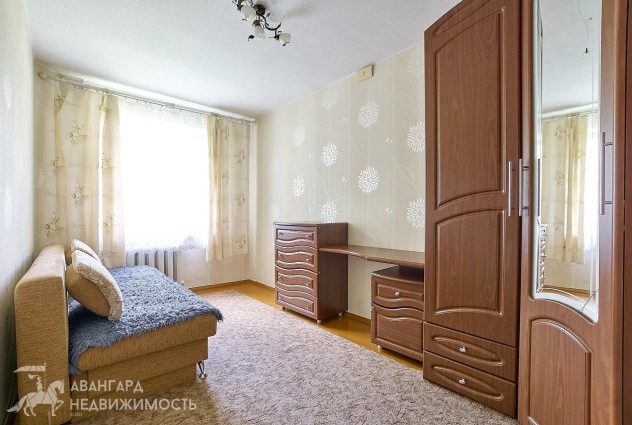 Фото 2-комнатная квартира в тихом дворе, утопающем в зелени, по улице Есенина д. 139 — 17