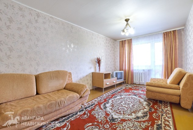 Фото 2-комнатная квартира в тихом дворе, утопающем в зелени, по улице Есенина д. 139 — 19