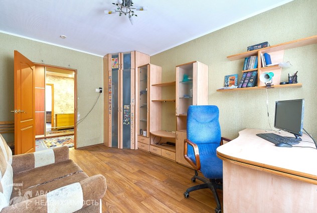 Фото 3-к квартира с ремонтом в Уручье: ул. Гинтовта 32 — 13