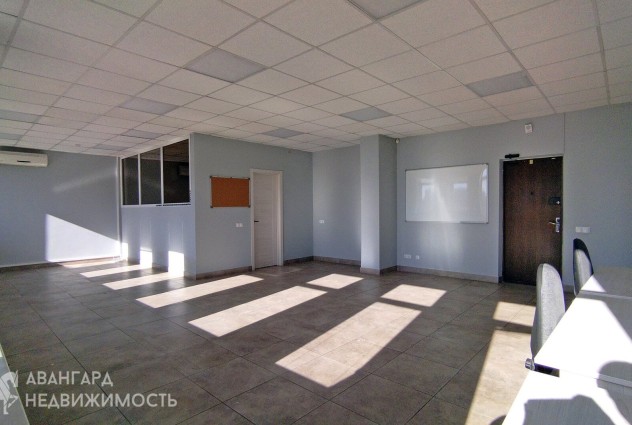 Фото Продажа просторного офиса 79 м² (ул. Тимирязева, 65) — 1