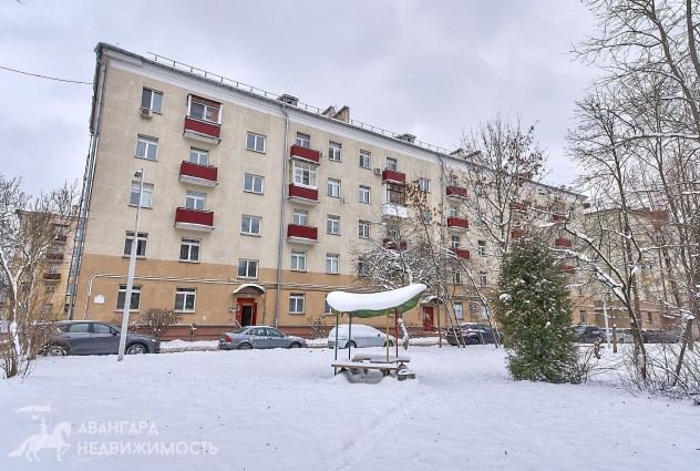 Фото Двухкомнатная квартира в сталинке — 43