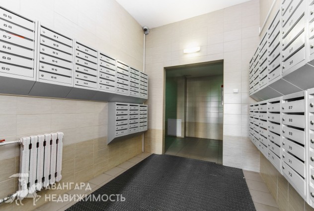 Фото Комфортабельная трехкомнатная квартира + машиноместо по пр-т Дзержинского 129 — 53
