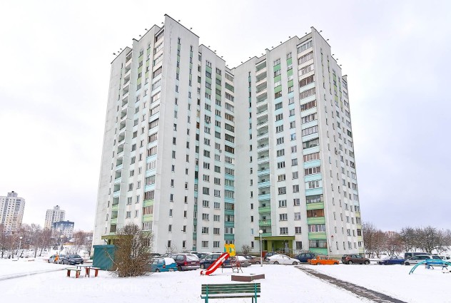 Фото 2к квартира на Малинина 8 с видом на Чижовское водохранилище — 1