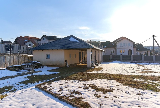 Фото Дом с участком возле Минска: д. Тарасово, 2 км от МКАД. — 53