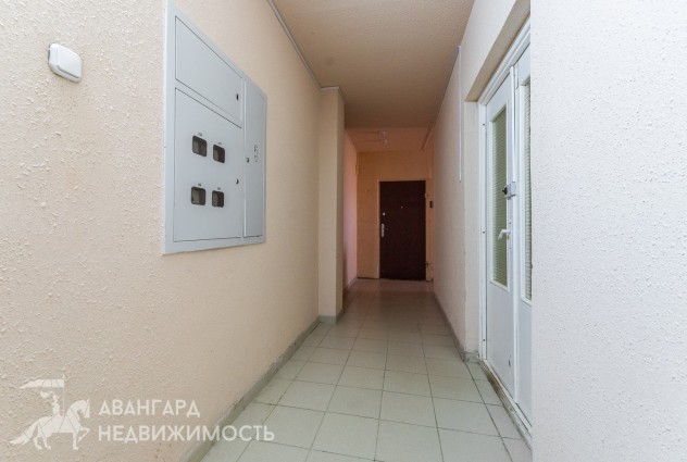 Фото Квартира бизнес класса 500 метров от метро! 3 комнатная квартира по ул. Лобанка 14.  — 41
