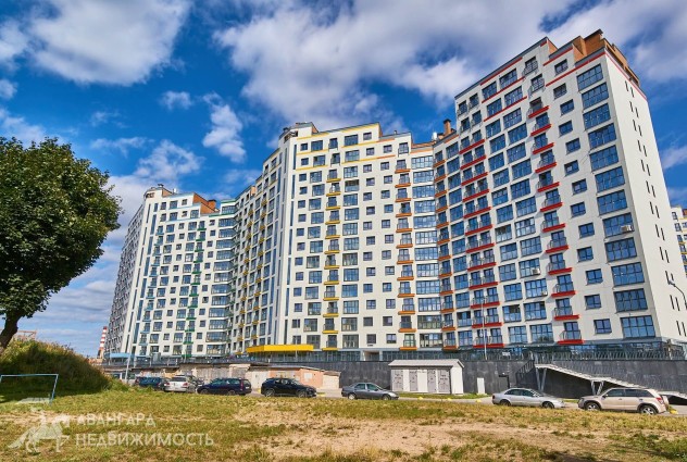 Фото Просторная квартира по ул Кропоткина, 59. ЖК "Фарфоровый" — 1