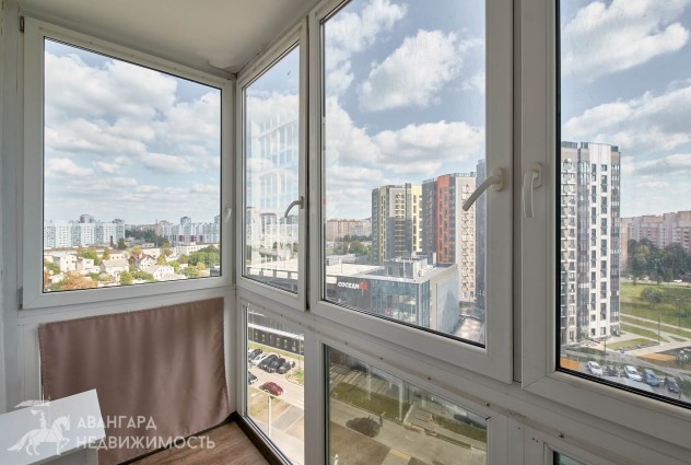 Фото 2-комнатная квартира с отличным ремонтом на ул. Беды, 45  — 47