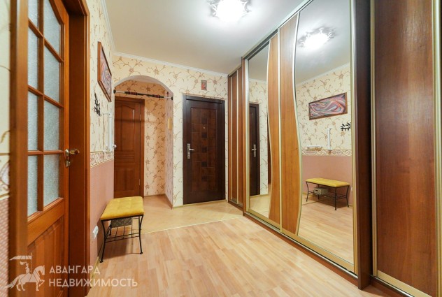 Фото 3-комнатная квартира с отличным ремонтом в Уручье! — 9