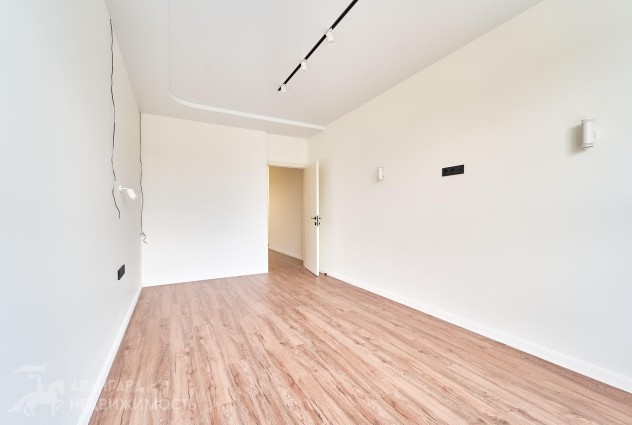Фото  3к с дизайнерским ремонтом, ЖК Фарфоровый, ул. Кропоткина — 19