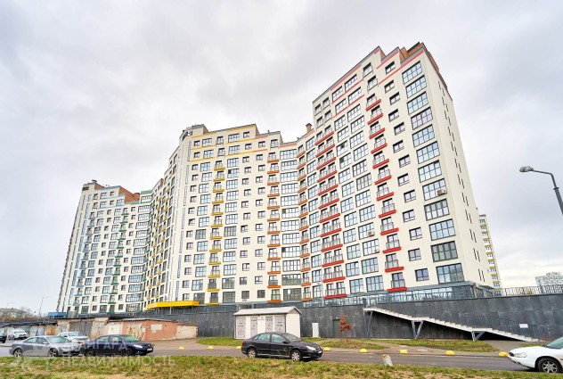 Фото  3к с дизайнерским ремонтом, ЖК Фарфоровый, ул. Кропоткина — 85