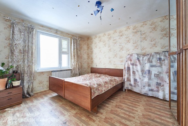 Фото Большая четырехкомнатная квартира в Минске — 17