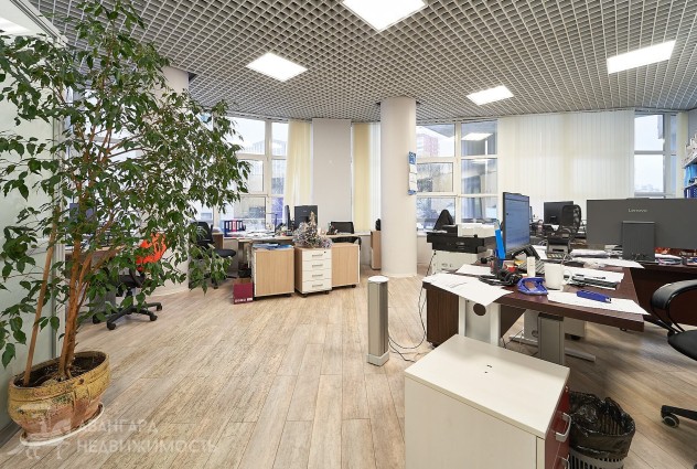 Фото Аренда просторного офиса 531,3 кв. м в г. Минске  — 9