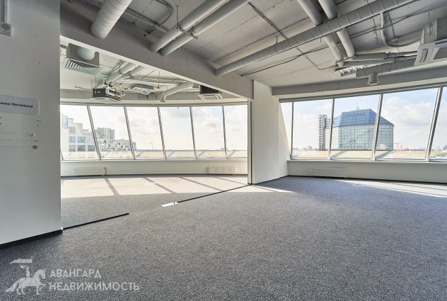 Фото Офисное помещение 990,8 м² в БЦ «Dana Center» — 11