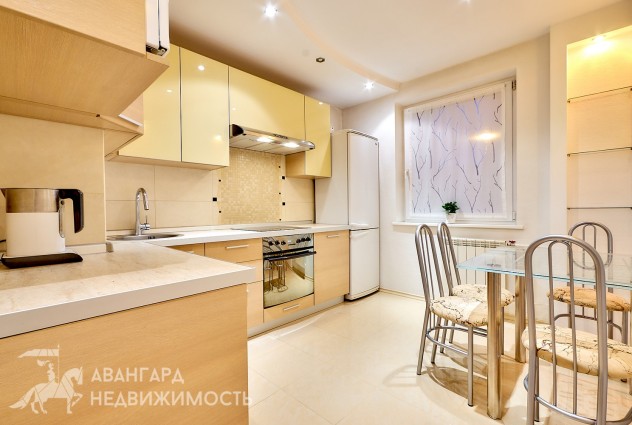 Фото 4-комнатная квартира с ремонтом в 300 метрах от метро «Малиновка»! — 15