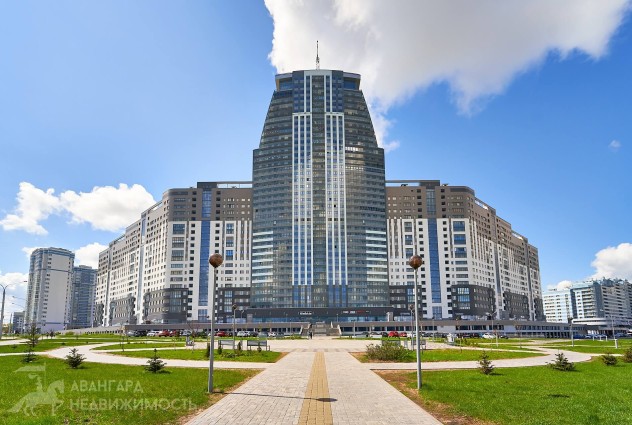 Фото Квартира с видом на Минск. Самое высокое здание в Беларуси. ЖК «Лазурит» — 53