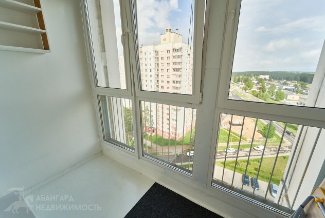 Фото Продаётся однокомнатная квартира ул. Основателей 7 — 31