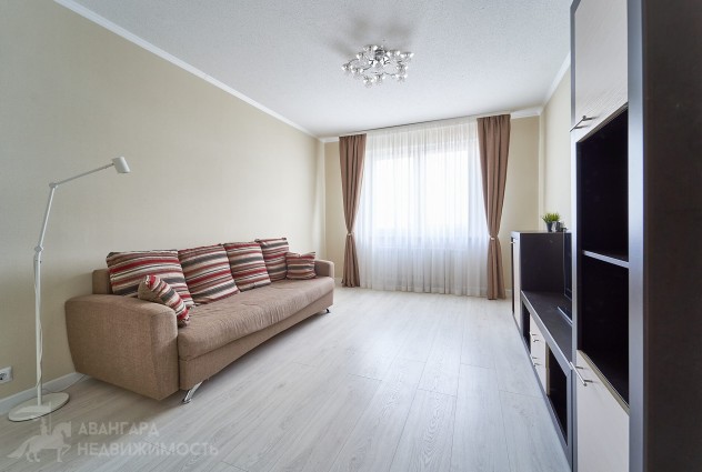 Фото Продаётся однокомнатная квартира ул. Основателей 7 — 3
