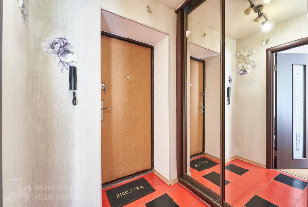 Фото Продается 1-комнатная квартира возле ст.м. «Уручье» — 15
