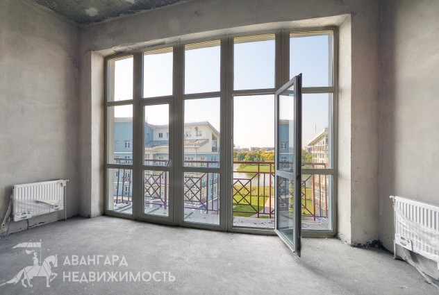 Фото 4-комнатная квартира с видом на набережную по ул. Жасминовой! Потолки 3.49 м — 9