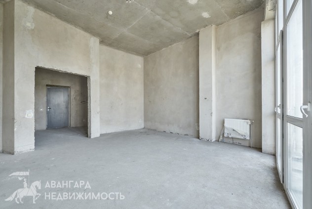Фото 4-комнатная квартира с видом на набережную по ул. Жасминовой! Потолки 3.49 м — 11