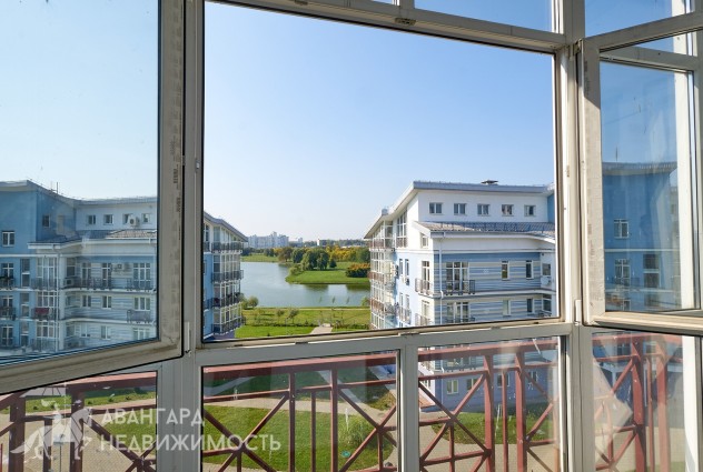 Фото 4-комнатная квартира с видом на набережную по ул. Жасминовой! Потолки 3.49 м — 17