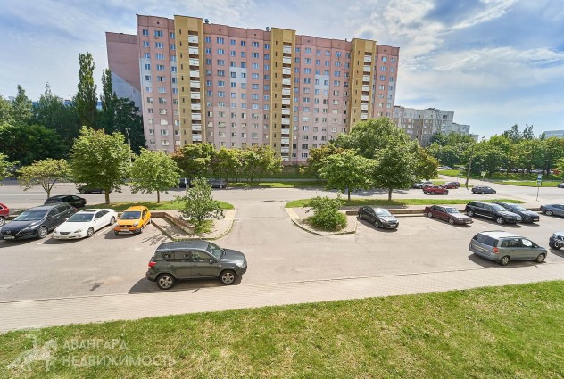 Фото Просторная квартира с отличной планировкой рядом ст.м. Кунцевщина и Каменная Горка — 65