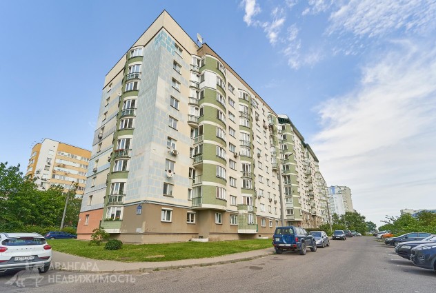 Фото Просторная квартира с отличной планировкой рядом ст.м. Кунцевщина и Каменная Горка — 83