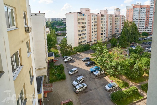 Фото Просторная квартира с хорошим ремонтом в кирпичном доме  — 5