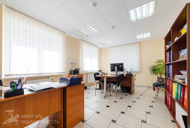 Фото Офис с отдельным входом возле ст.м. “Академия наук” — 3