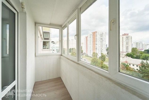 Фото 1-к в монолитном доме, ст.м. Грушевка 750 метров — 23