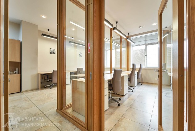 Фото Аренда офиса кабинетной системы с мебелью (344 м²) — 23