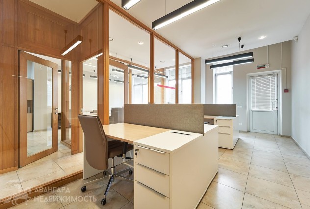 Фото Аренда офиса кабинетной системы с мебелью (344 м²) — 29