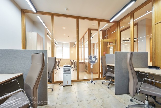 Фото Аренда офиса кабинетной системы с мебелью (344 м²) — 33