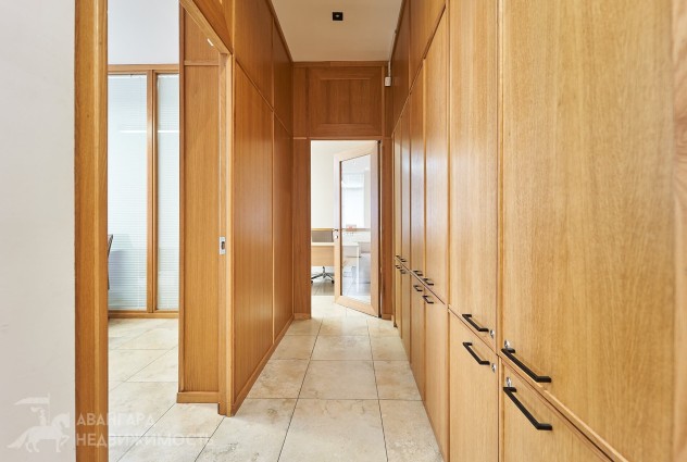Фото Аренда офиса кабинетной системы с мебелью (344 м²) — 55