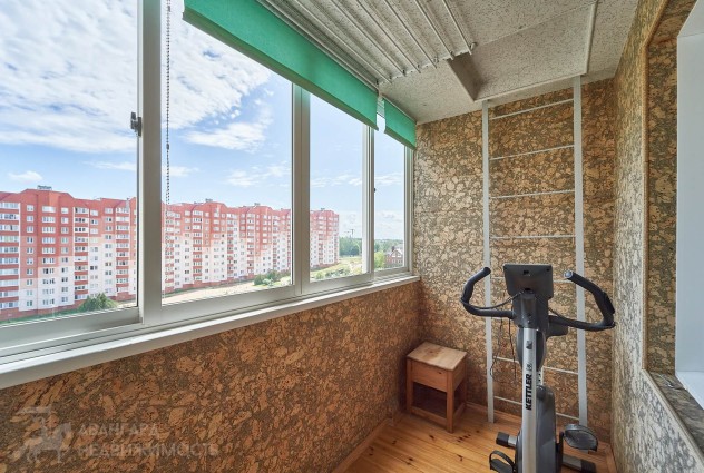 Фото Просторная 3к квартира с ремонтом в аг. Лесном — 37