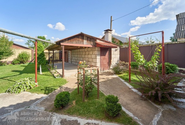 Фото Просторный жилой дом в центре города Борисов — 13