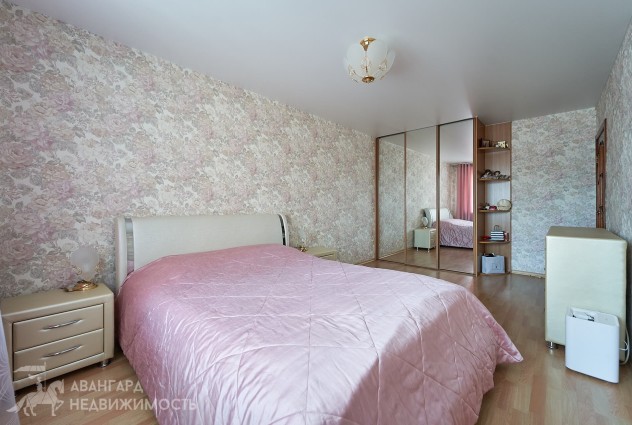 Фото 3-комнатная квартира с отличным ремонтом — 1