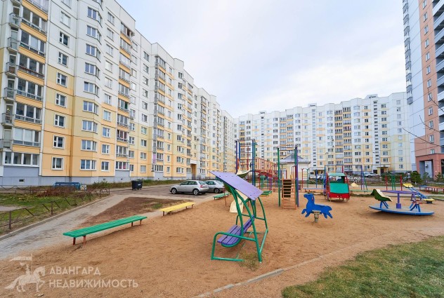 Фото Продаётся 3-комн. квартира с новым ремонтом — 1