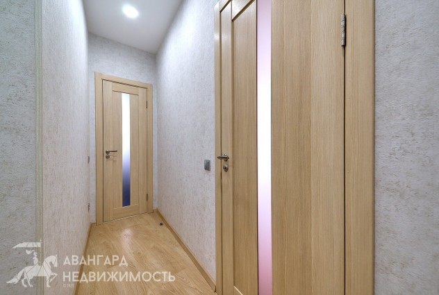Фото Хорошая 2-комнатная квартира с ремонтом возле метро!  — 33