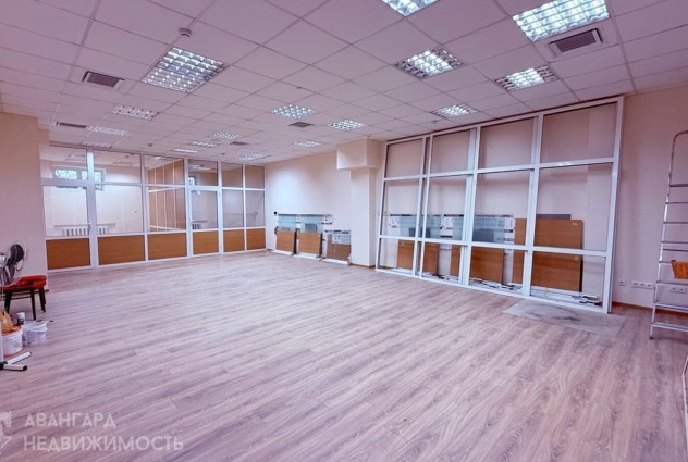 Фото Аренда помещения рядом с Национальной библиотекой — 1