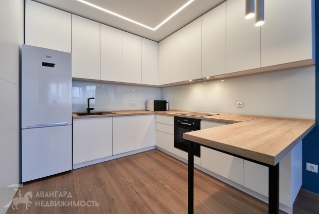 Фото 2-комн. квартира с хорошим ремонтом в «Лебяжьем»  — 1