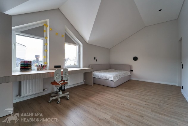 Фото Коттедж с полностью готовым современным дизайнерским ремонтом!  — 69