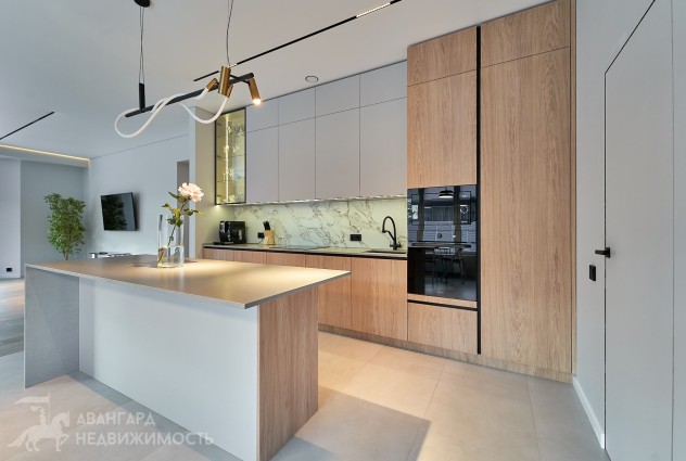 Фото Коттедж с полностью готовым современным дизайнерским ремонтом!  — 9