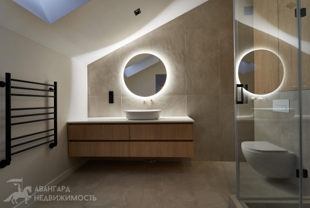 Фото  Коттедж с полностью готовым современным дизайнерским ремонтом! — 51