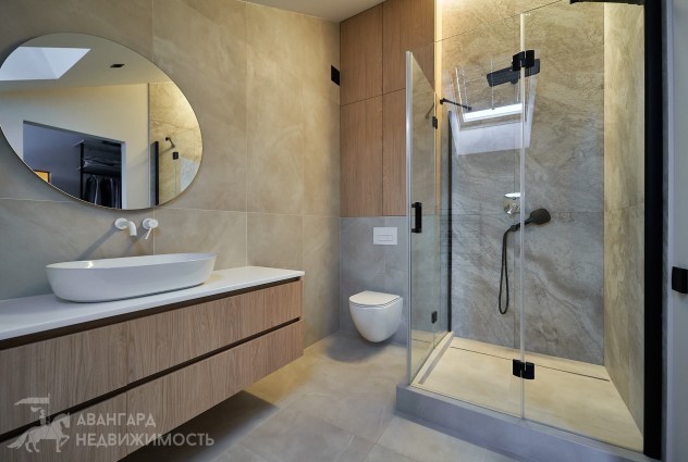 Фото  Коттедж с полностью готовым современным дизайнерским ремонтом! — 57