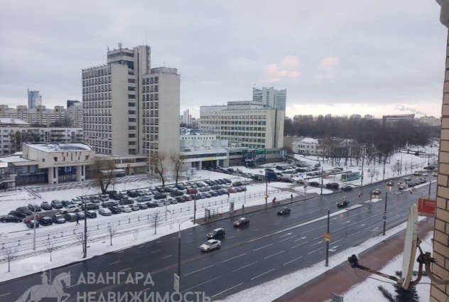 Фото Трехкомнатная комфортабельная квартира в аренду — 29